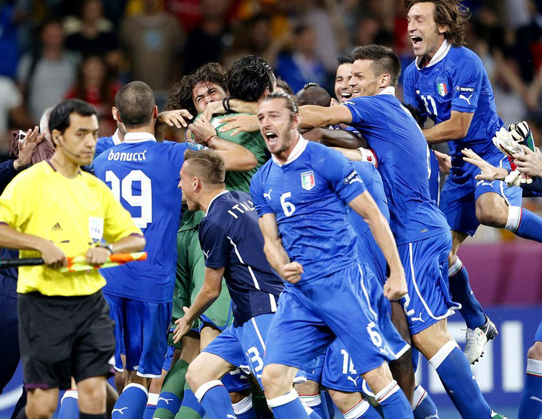 巅峰对决，意大利vs乌克兰：欧洲杯预选赛前瞻